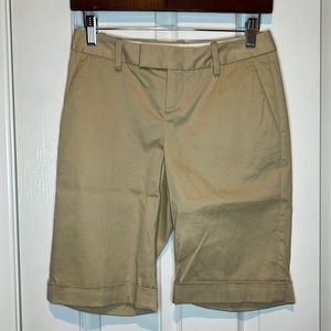 Banana Republic Martin fit shorts